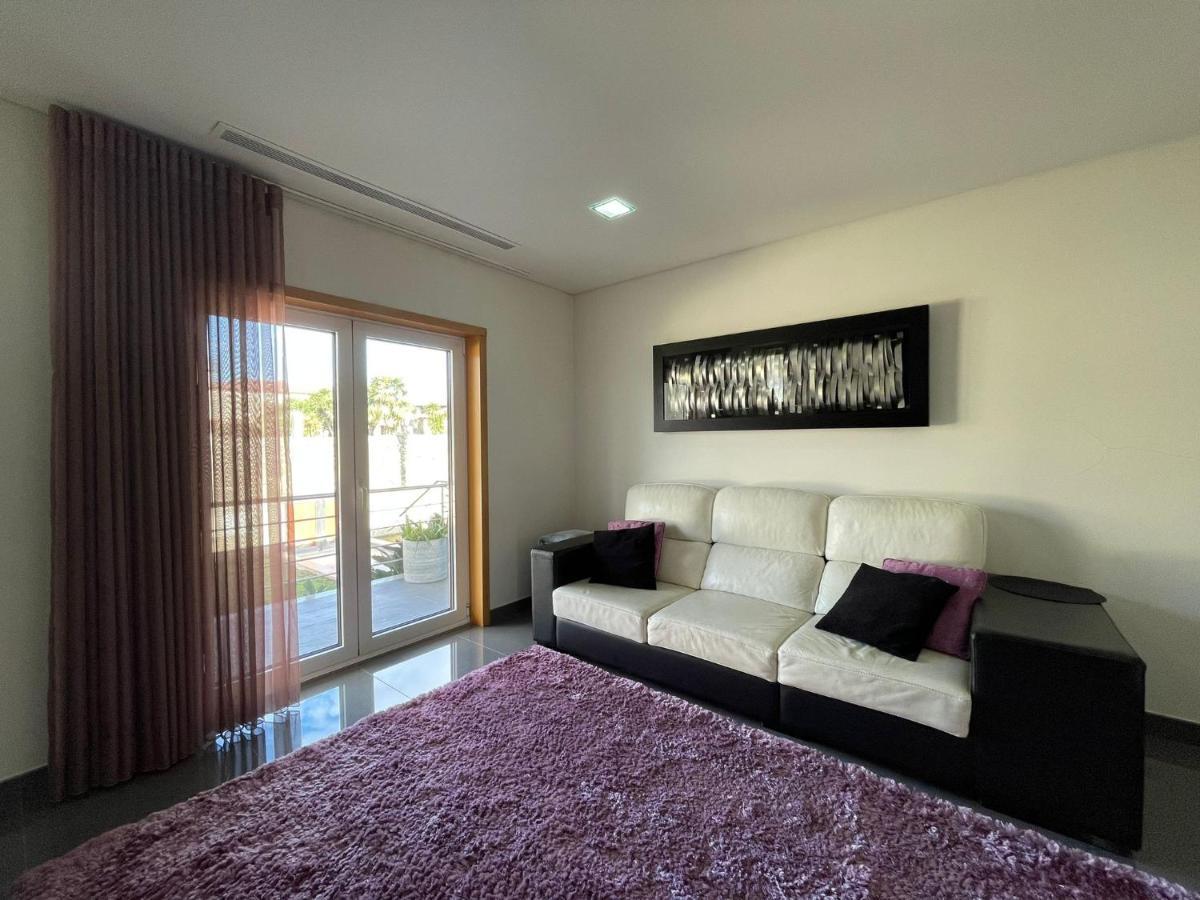 Ucha Villa Barcelos Eksteriør billede