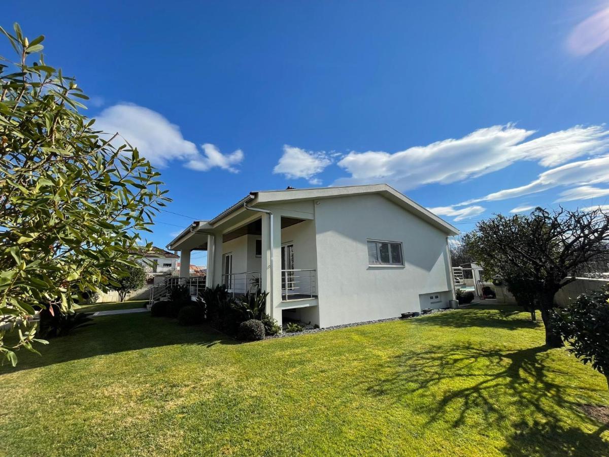 Ucha Villa Barcelos Eksteriør billede